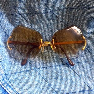 Caroli vintage designer sunglasses